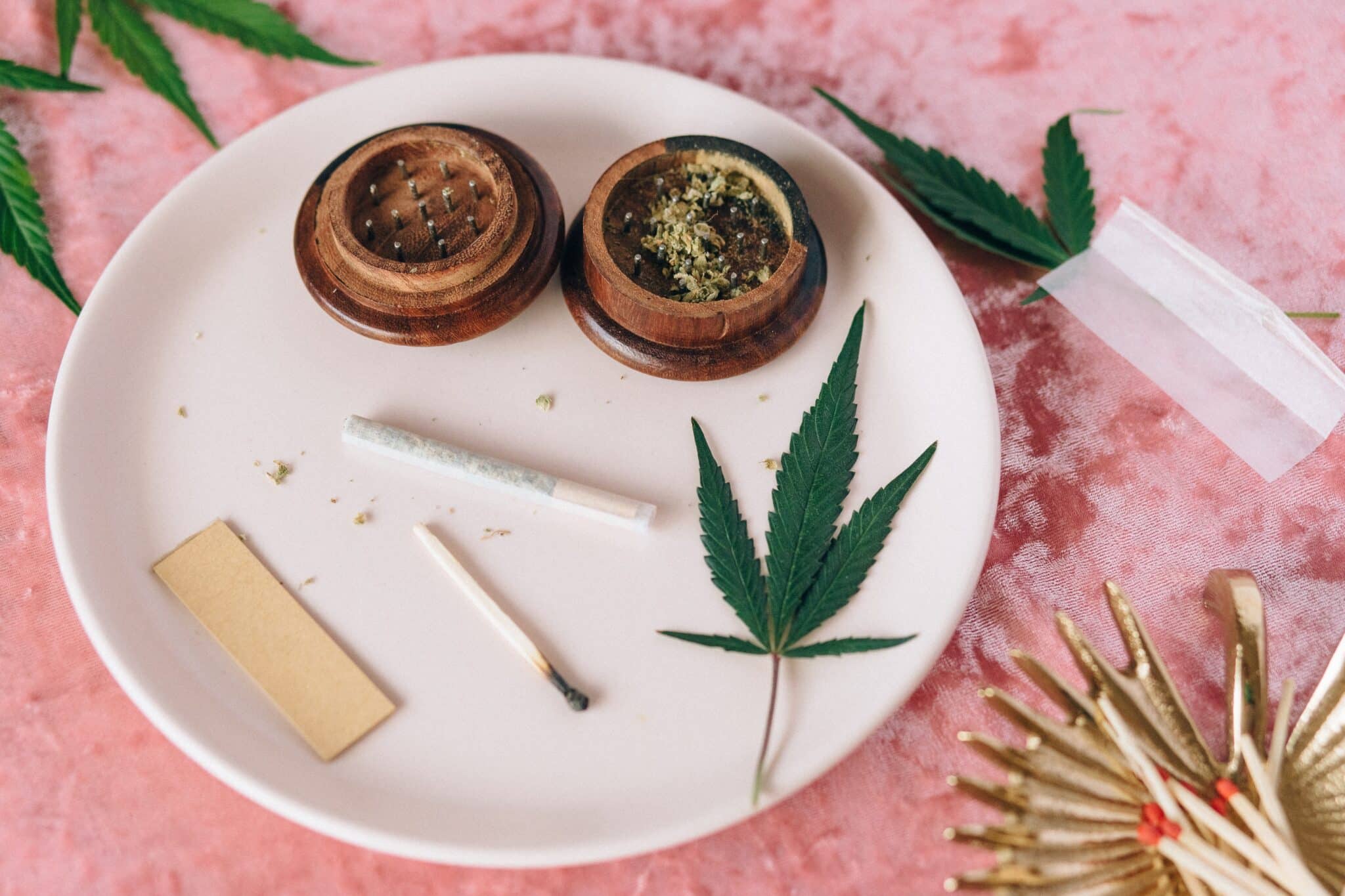 H4CBD Blüten Mythen und Fakten: Die Wahrheit Entdecken